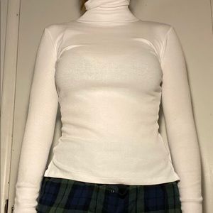Ambiance White Ribbed Turtle Neck